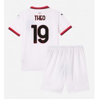 AC Milan Theo Hernandez #19 Udebane Trøje Børn 2024-25 Kortærmet (+ Korte bukser)